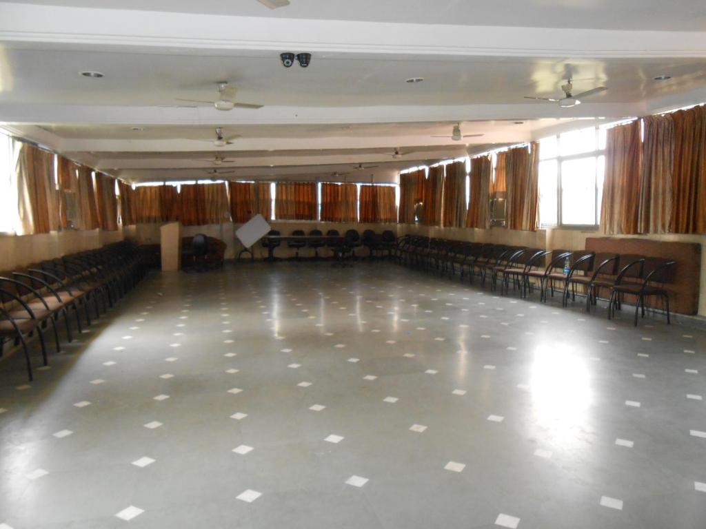 Hotel Victerrace Колката Екстериор снимка