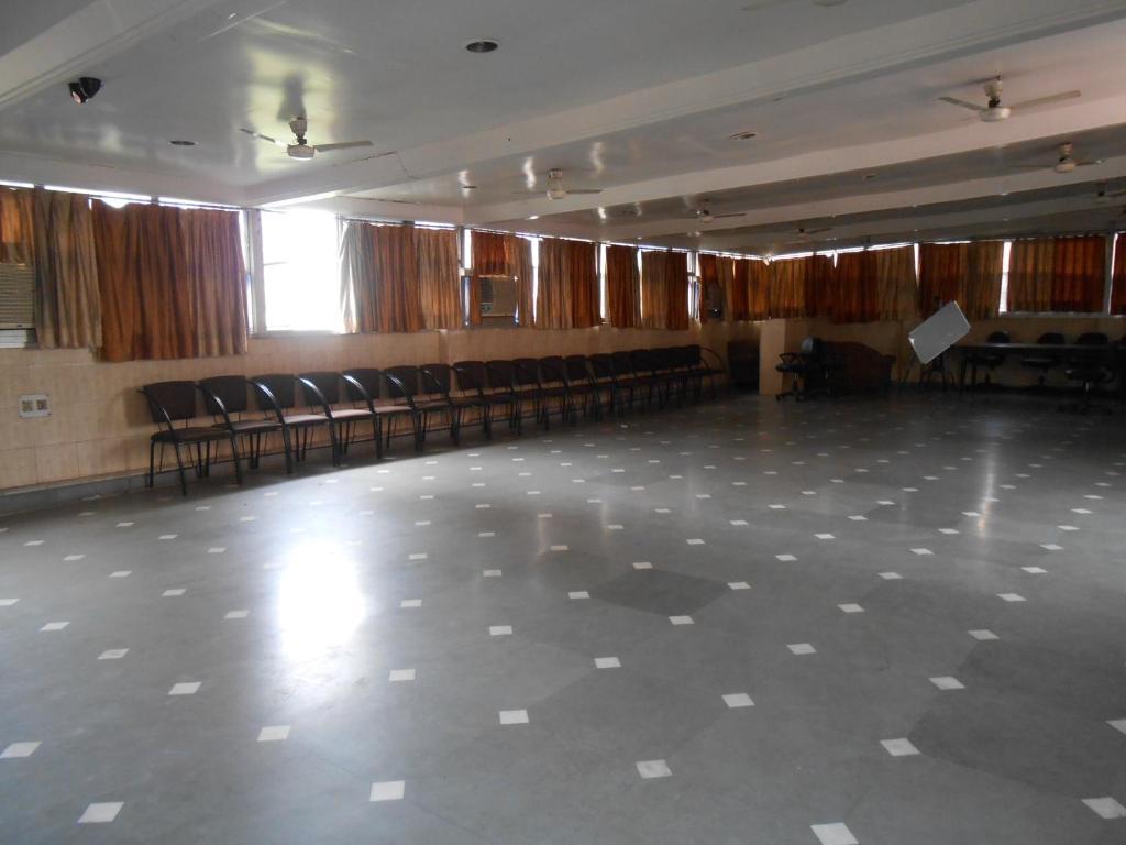 Hotel Victerrace Колката Екстериор снимка