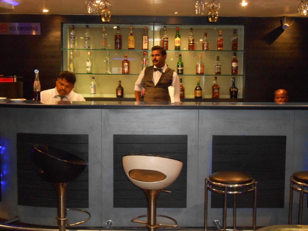 Hotel Victerrace Колката Екстериор снимка